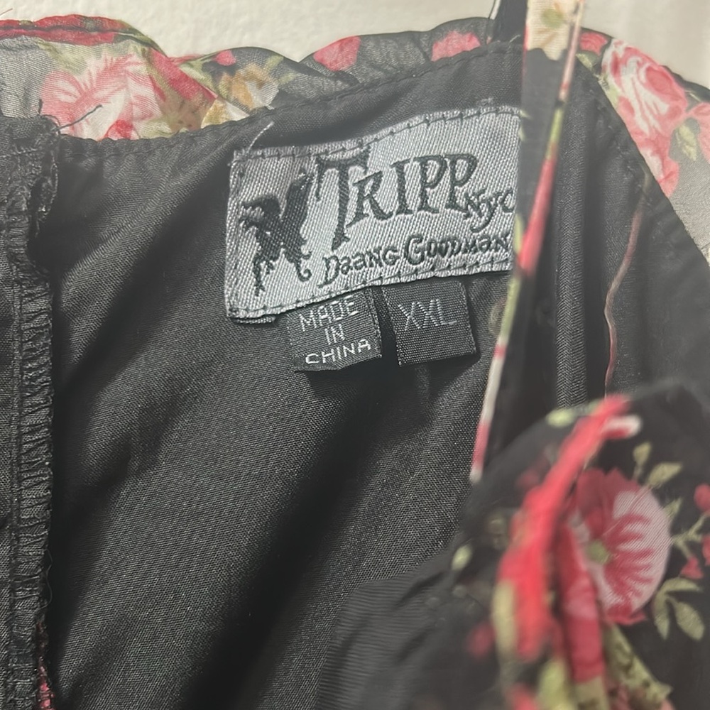 Tripp NYC Dress - Picture 3 of 3